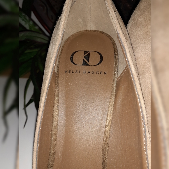 Kelsi Dagger Candise Snake Wrapped Pump In Tan S - Picture 6 of 8